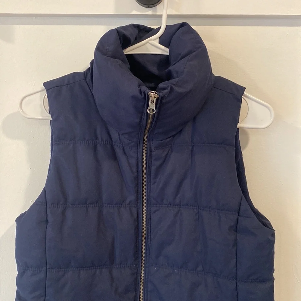 OLD NAVY navy blue quilted puffer vest